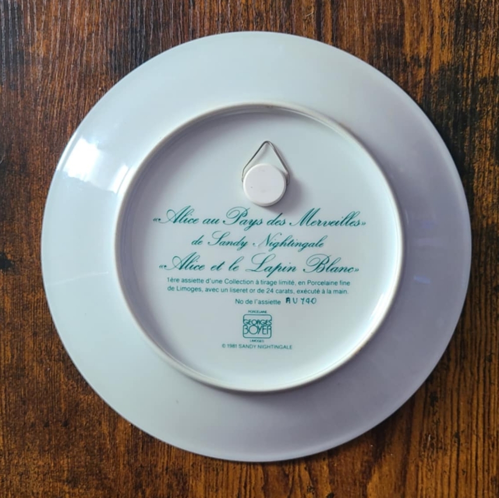Alice In Wonderland Plate - Picture 3 of 4